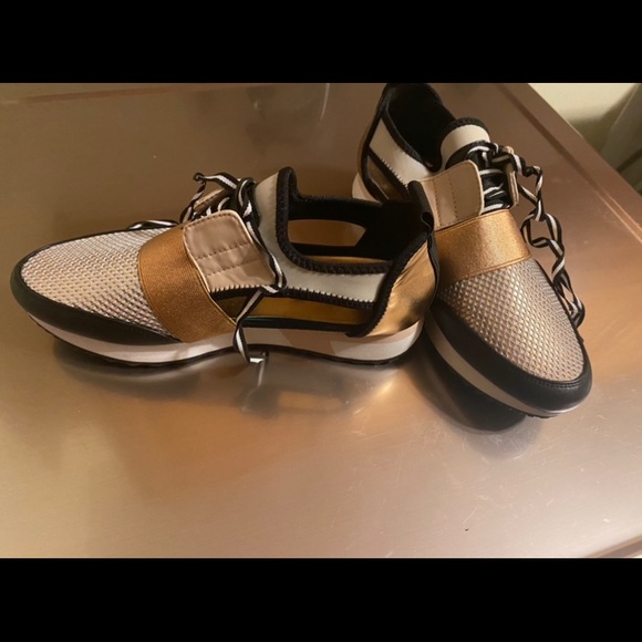 Steve Madden Arctic Rose Gold Women 